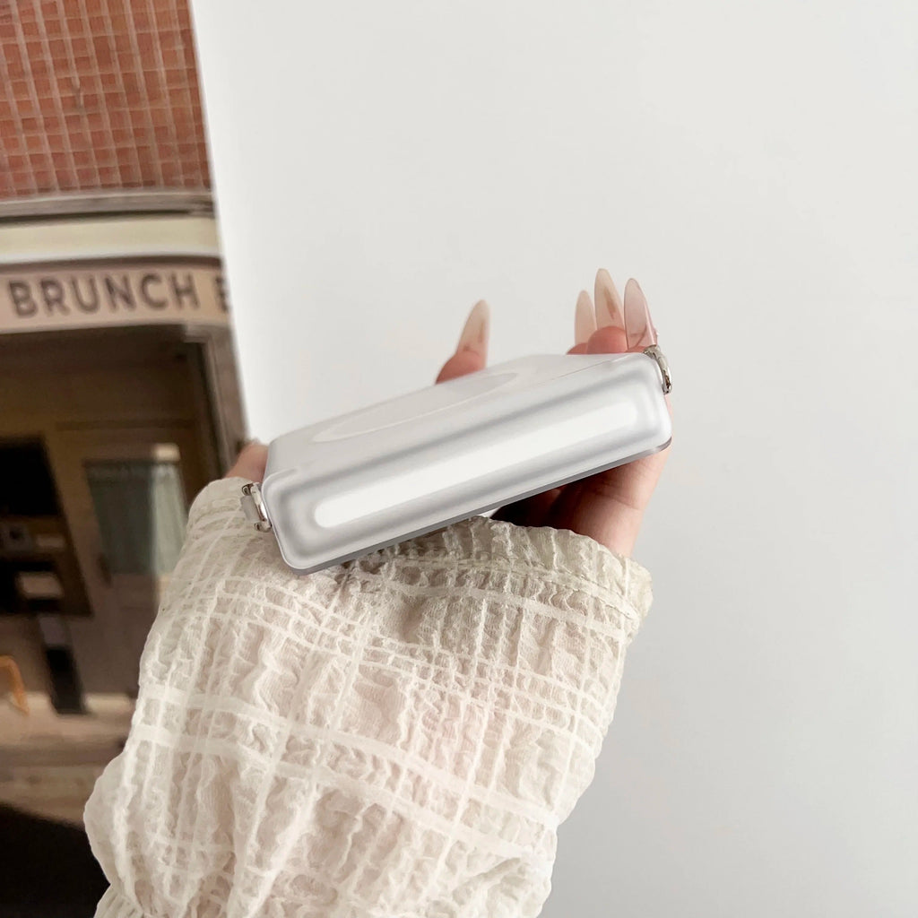 HangMag Flip 7,6,5,4 – Matte Strap MagSafe Case